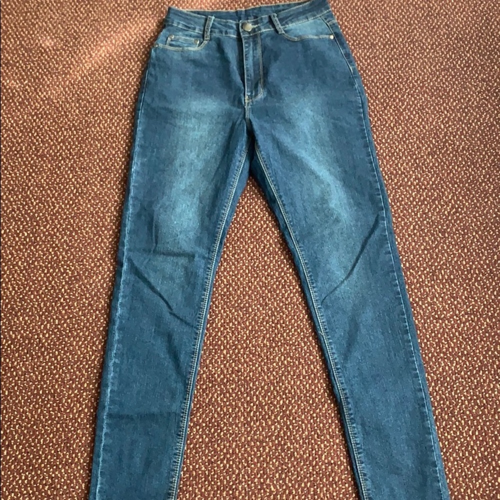 High waisted skinny jeans